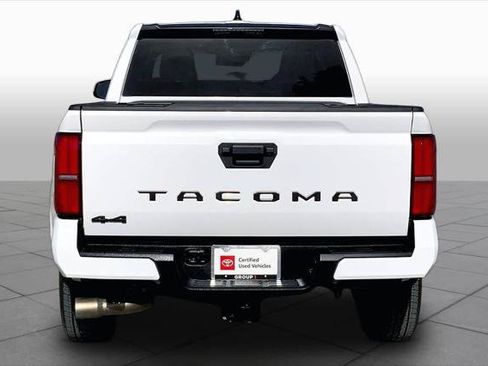 Certified 2026 Toyota Tacoma SR5 AWD/4WD image 5