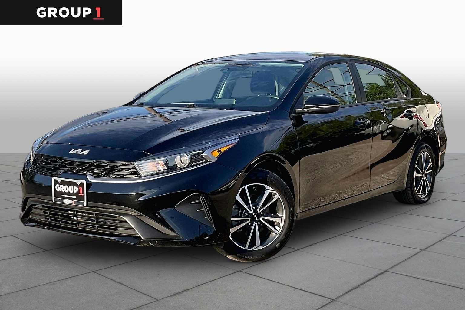 Used 2024 Kia Forte LXS w/ LXS Technology Package FWD image 1