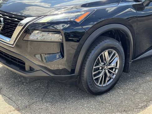 Used 2021 Nissan Rogue S AWD/4WD image 8