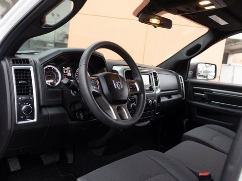 Used 2022 RAM 1500 Classic Warlock w/ Technology Package I AWD/4WD image 18