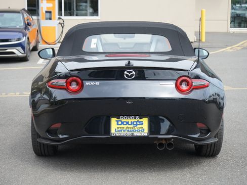 New 2026 MAZDA MX-5 Miata Club w/ Brembo/BBS Recaro Package RWD image 5