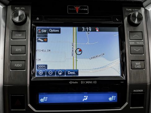 Used 2017 Toyota Tundra Limited image 21