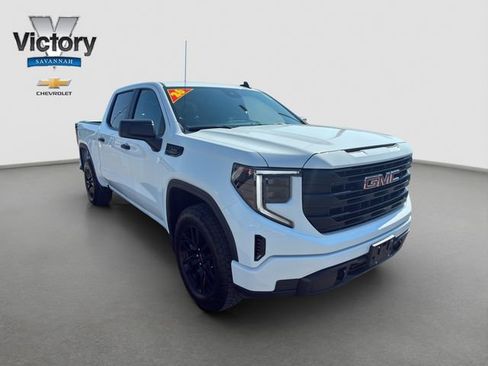 Used 2026 GMC Sierra 1500 Pro w/ Graphite Edition AWD/4WD image 20