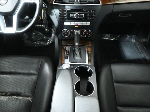Used 2013 Mercedes-Benz C 300 4MATIC Sedan image 26