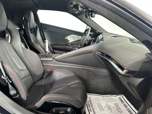 Used 2024 Chevrolet Corvette Stingray w/ Z51 Performance Package image 25