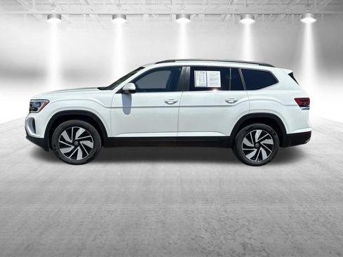 Used 2026 Volkswagen Atlas SE AWD/4WD image 2