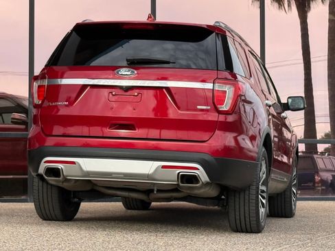 Used 2017 Ford Explorer Platinum AWD/4WD image 11
