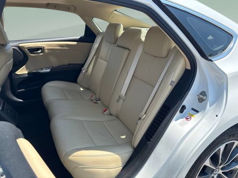 Used 2018 Toyota Avalon XLE Premium FWD image 20