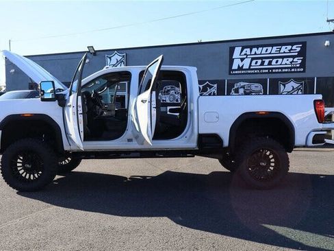 Used 2022 GMC Sierra 3500 Denali AWD/4WD image 38
