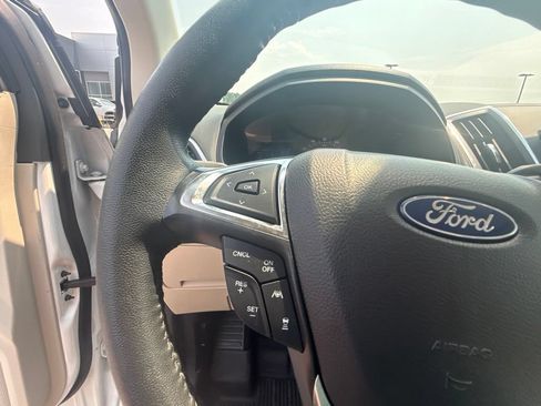 Used 2024 Ford Edge Titanium AWD/4WD image 19