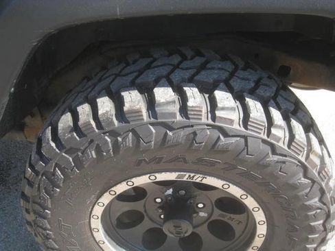 Used 2013 Jeep Wrangler Unlimited Sport image 40