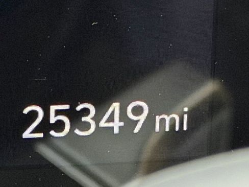 Used 2024 Hyundai Kona Limited image 20