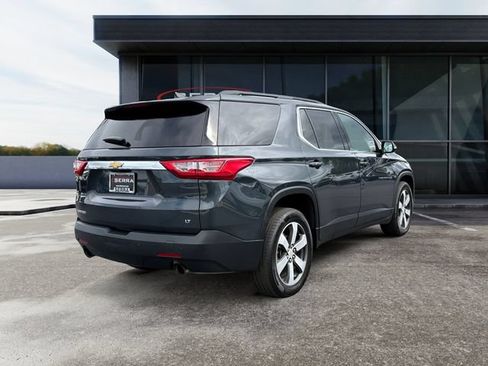 Used 2019 Chevrolet Traverse LT w/ LT Premium Package FWD image 5
