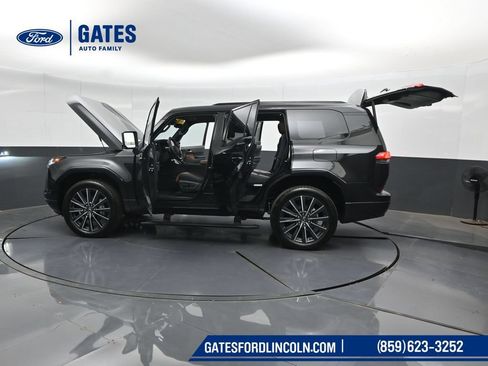 Used 2026 Lexus GX 550 w/ Accessory Package (2T) AWD/4WD image 63