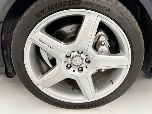Used 2011 Mercedes-Benz S 550 4MATIC image 30