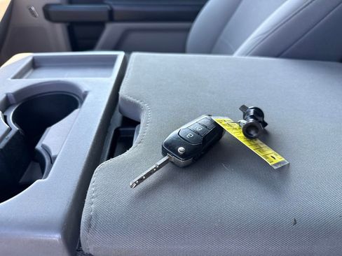 Used 2020 Ford F250 XL w/ Power Equipment Group image 42