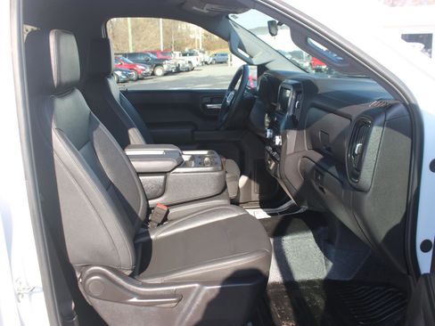 Used 2025 GMC Sierra 1500 Pro w/ Pro Value Package image 30