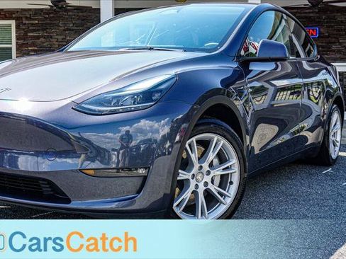 Used 2023 Tesla Model Y Long Range AWD/4WD image 6