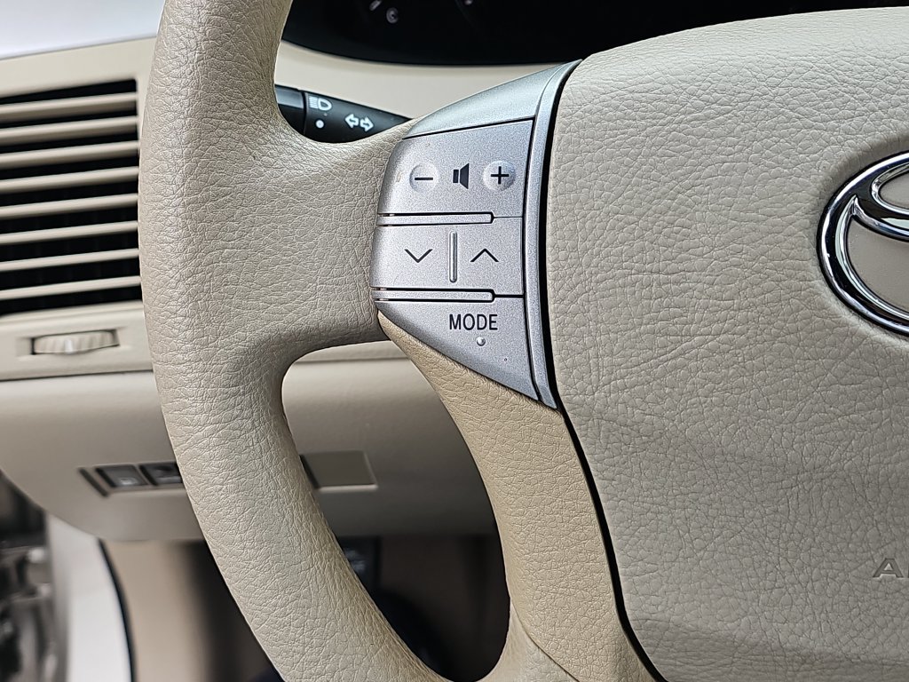 Used 2007 Toyota Avalon XL FWD image 25