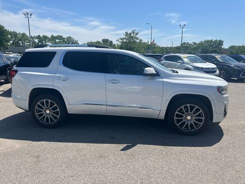 Used 2020 GMC Acadia Denali AWD/4WD image 3