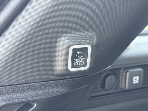 New 2025 Jeep Grand Cherokee Limited image 19