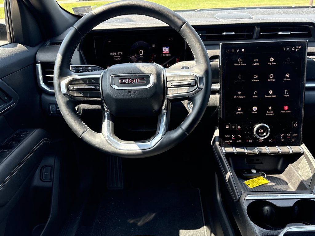 Used 2026 GMC Terrain Elevation w/ Elevation Premium Package AWD/4WD image 11
