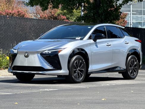 Certified 2026 Lexus RZ 350e 2WD w/ Accessory Package (2T) image 9