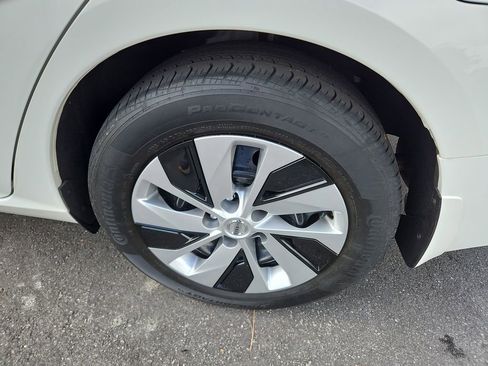 Used 2022 Nissan Altima 2.5 S FWD image 29