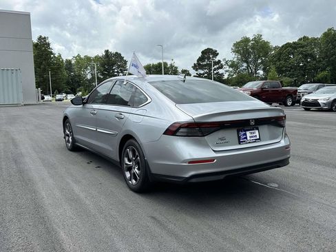 Certified 2023 Honda Accord EX image 25