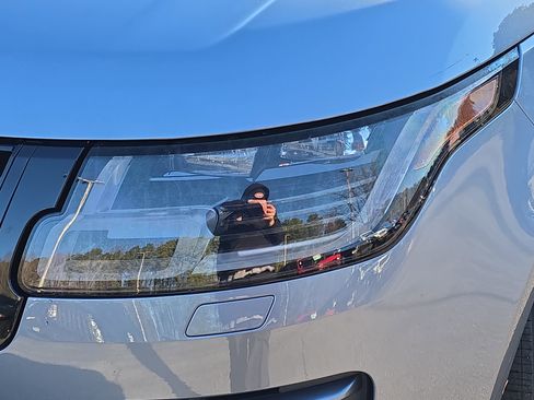 Used 2019 Land Rover Range Rover HSE image 34