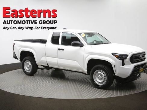 Used 2024 Toyota Tacoma SR image 48
