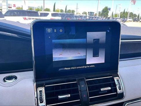 Used 2020 Lincoln Navigator Reserve w/ Equipment Group 208A Reserve AWD/4WD image 21