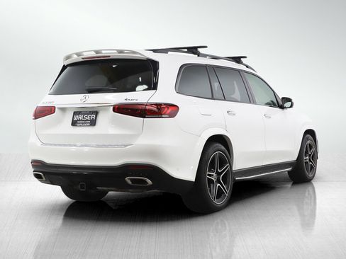 Used 2023 Mercedes-Benz GLS 580 4MATIC image 6