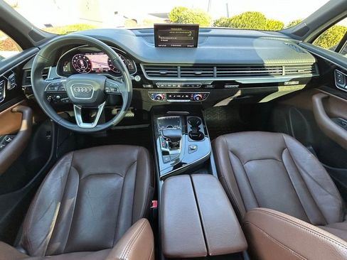 Used 2018 Audi Q7 3.0T Prestige AWD/4WD image 10