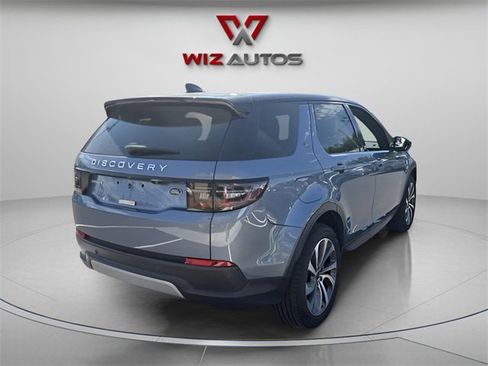 Used 2022 Land Rover Discovery Sport SE image 7