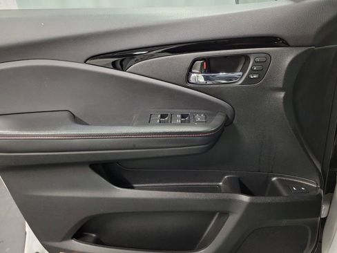 Used 2021 Honda Pilot Black Edition image 23