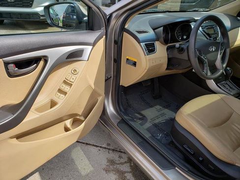 Used 2013 Hyundai Elantra Limited image 10