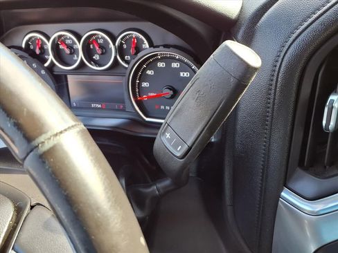 Used 2019 Chevrolet Silverado 1500 LT w/ All-Star Edition image 12