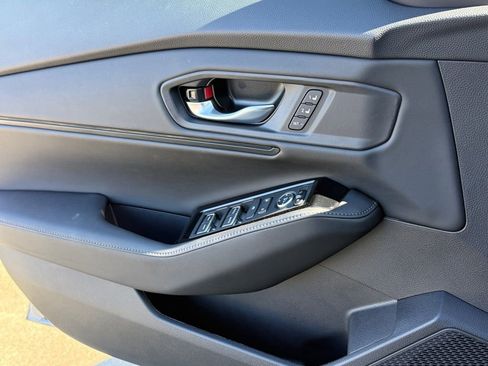 Certified 2025 Honda Accord Touring image 27