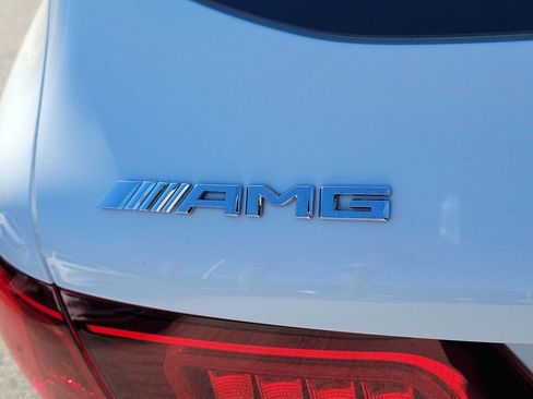 Used 2022 Mercedes-Benz GLC 43 AMG 4MATIC image 7