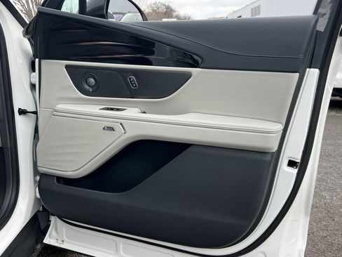 New 2026 Lincoln Nautilus Premier w/ Equipment Group 102A image 6