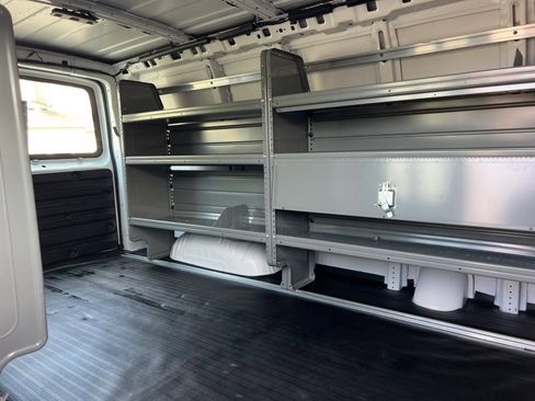 Used 2023 GMC Savana 2500 w/ Driver Convenience Package image 28