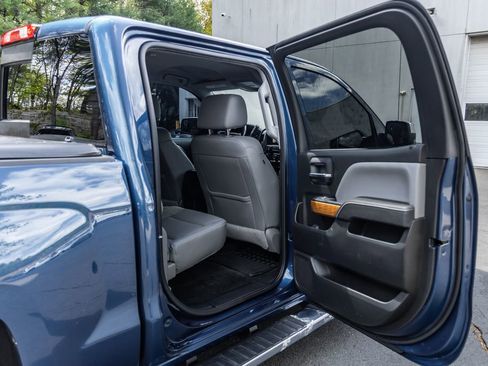 Used 2016 Chevrolet Silverado 1500 LTZ w/ LTZ Plus Package AWD/4WD image 17