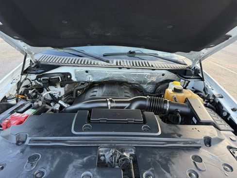 Used 2017 Ford Expedition EL Limited image 7