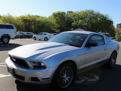 Used 2012 Ford Mustang Coupe image 1