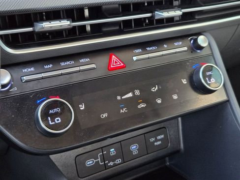 Used 2025 Hyundai Sonata SEL image 17