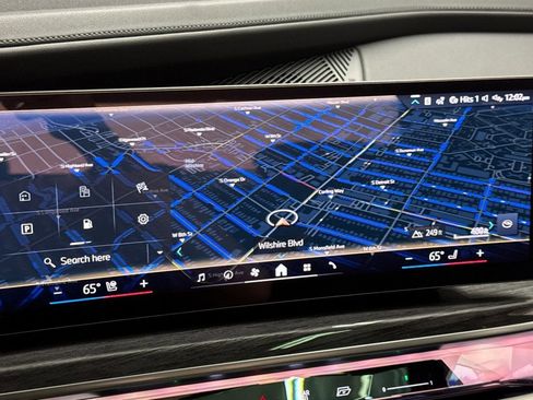 New 2026 BMW 740i image 24