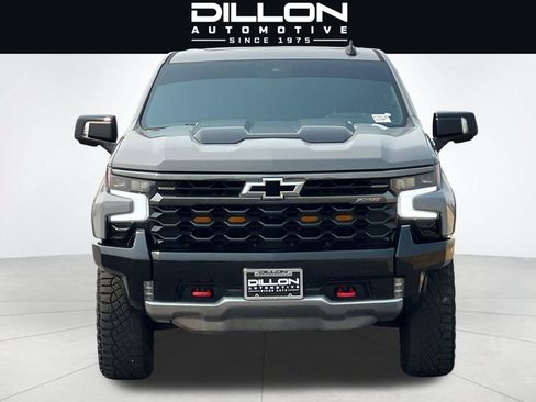 Used 2024 Chevrolet Silverado 1500 ZR2 w/ Technology Package AWD/4WD image 9