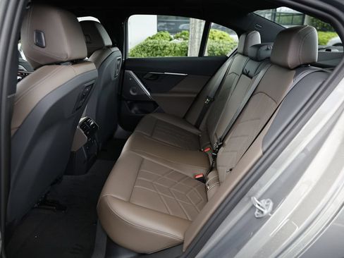 New 2027 BMW 530i w/ Premium Package RWD image 29
