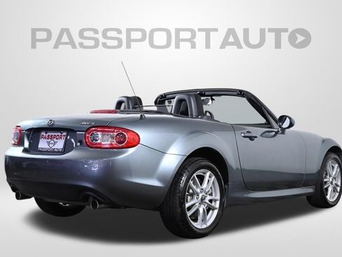Used 2013 MAZDA MX-5 Miata Sport RWD image 7